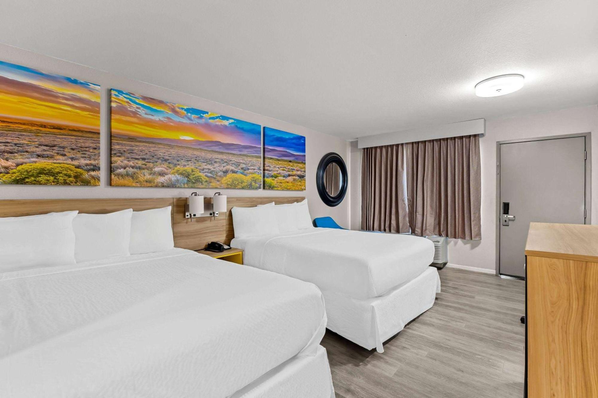 Days Inn By Wyndham Buckeye Eksteriør billede