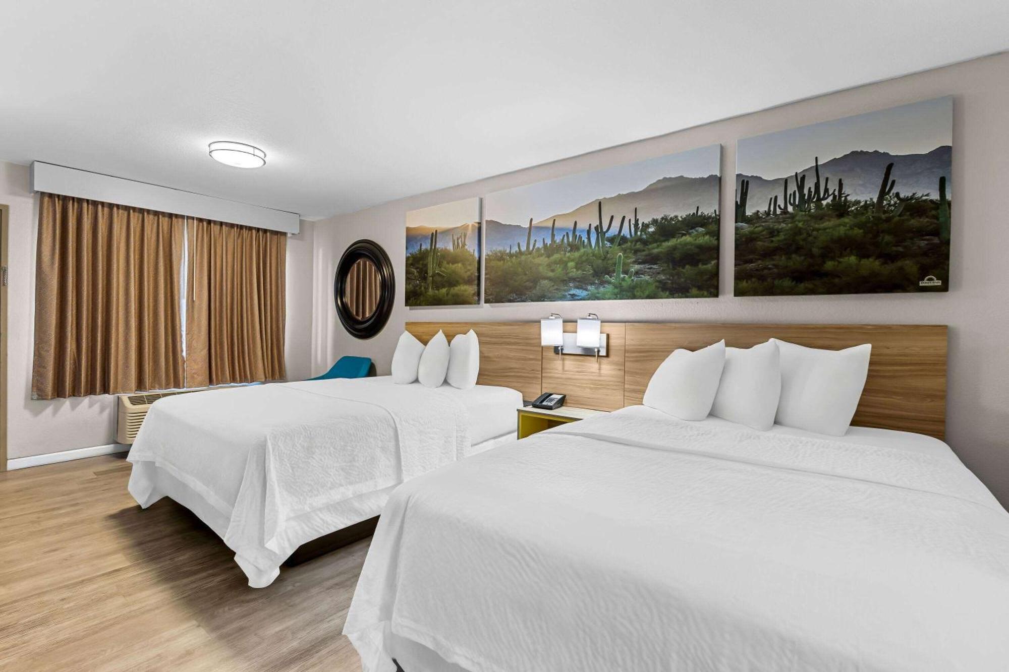 Days Inn By Wyndham Buckeye Eksteriør billede