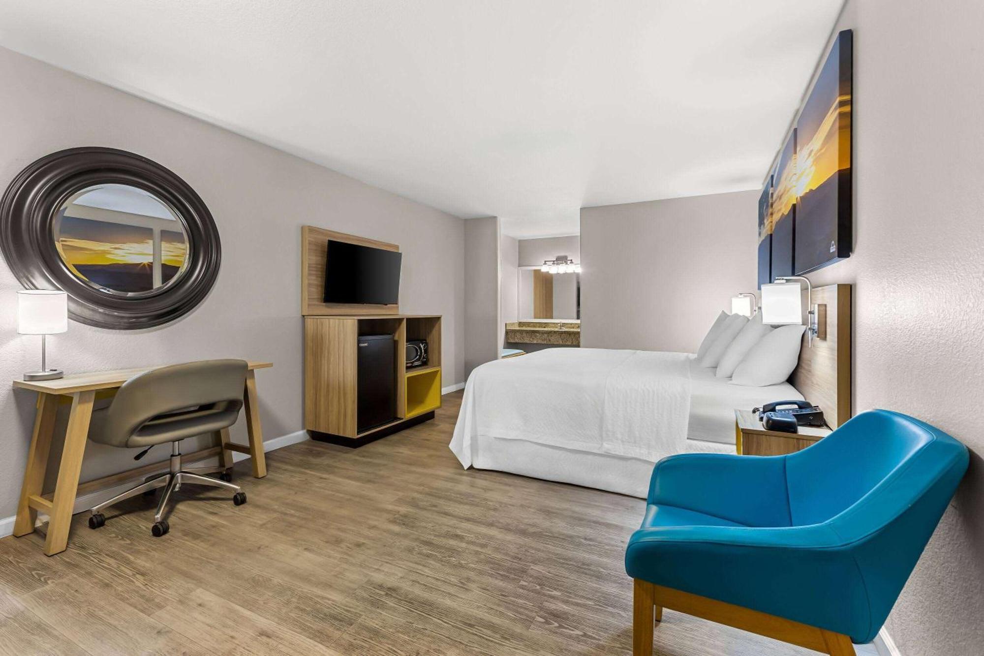 Days Inn By Wyndham Buckeye Eksteriør billede